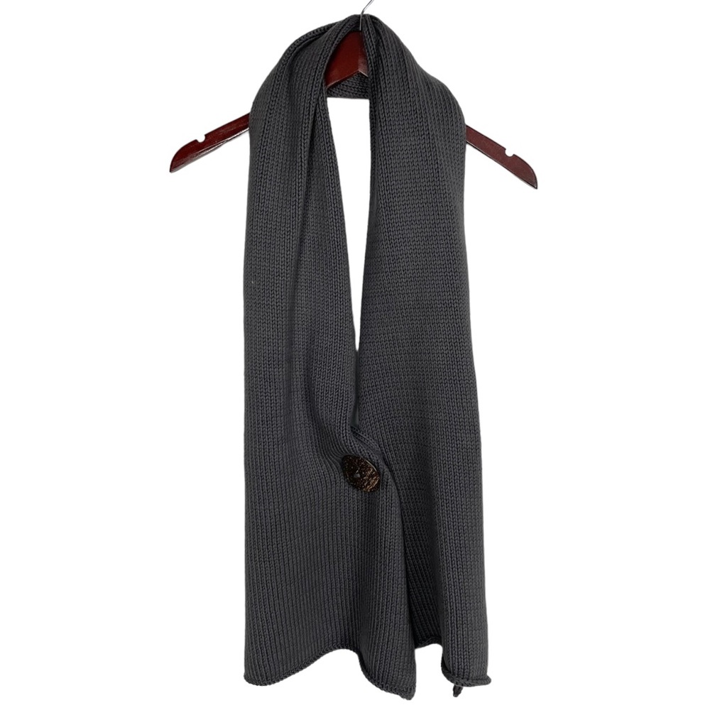 Knit Scarf w/ Oversized Faux Wooden Button-Extra Long